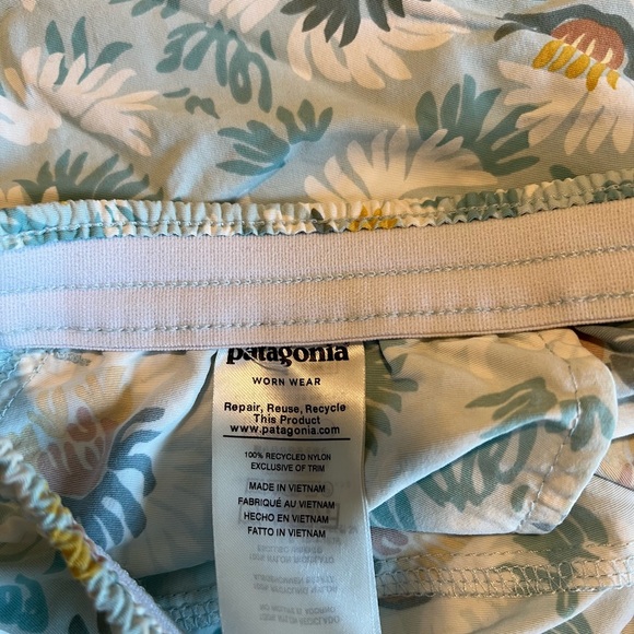 Patagonia 5” Baggies Women's Shorts - Picture 4 of 5